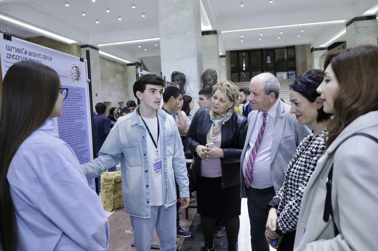 Jumlah proyek yang dipresentasikan di Festival Sains Seluruh Sekolah Armenia berlipat ganda