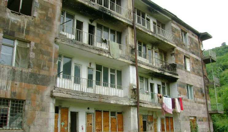 Կապանցի լեռնագործների բնակարանային հարցը լուծում է ստացել