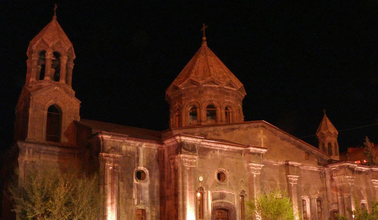 Տնակում ապրող գյումրեցի ընտանիքը նոր տարին նոր բնակարանում կդիմավորի