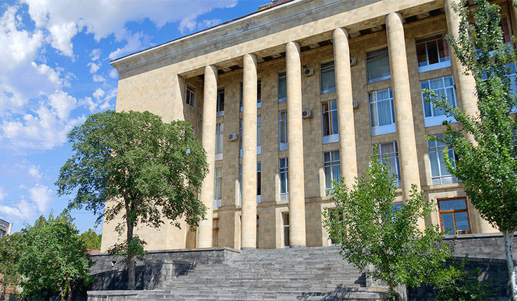 First Channel getting ready for the annual Oscars