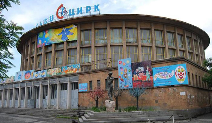 March 12 marks birthday of Armenian circus founder Vagharshak Arzumanyan