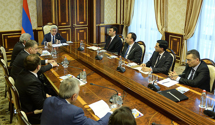 The President met with the members of the committee on constitutional reforms