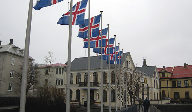Իսլանդիան հետ է կանչել Եվրամիություն մտնելու մասին դիմումը