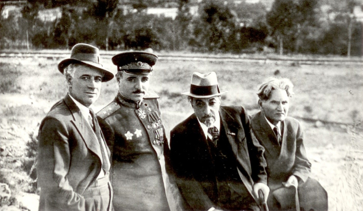 Մի ֆոտոյի պատմություն. հանճարեղ քառյակ