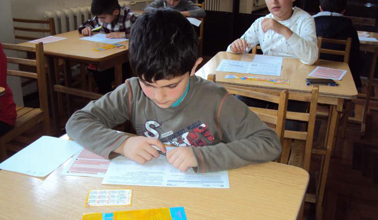 Դպրոցականները ուժերն են չափել «Կենգուրու» մաթեմատիկական մրցույթում