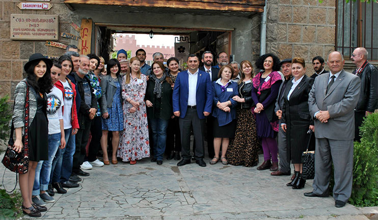 Ցեղասպանության տարելիցին նվիրված նկարչական սիմպոզիում հոգեւոր մայրաքաղաքում