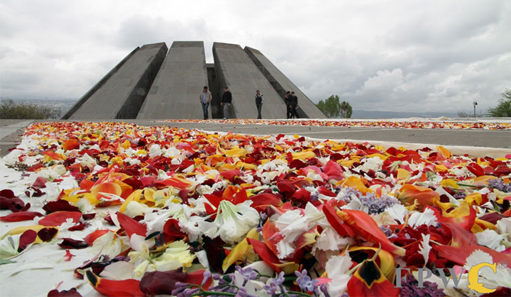 Flowers brought to Tsisternakaberd Memorial Complex get 2nd life