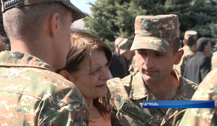 Ծնողները տեսակցել են Արցախի զորամասերից մեկում ծառայող որդիներին