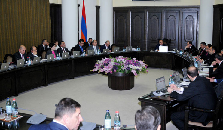 Գործադիրի ղեկավարը դժգոհել է ԾԻԳ-երի աշխատանքից