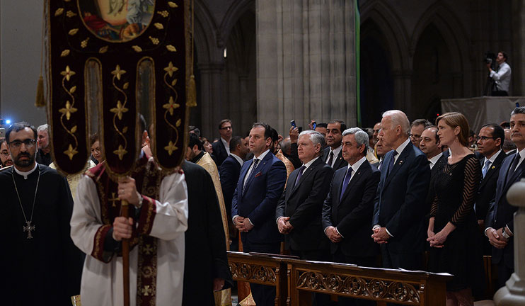 The President and Catholicoses took part in an ecumenical service