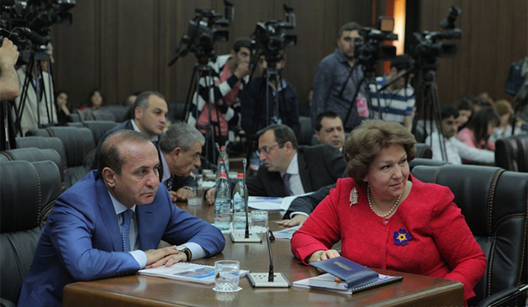 The National Assembly has started the 2014 state budget discussion