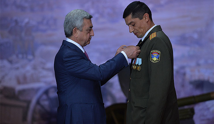 Սարդարապատում պարգեւատրման հանդիսավոր արարողություն է կայացել