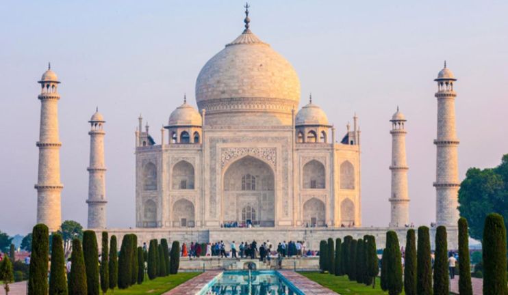 Speaking Monuments: Taj Mahal