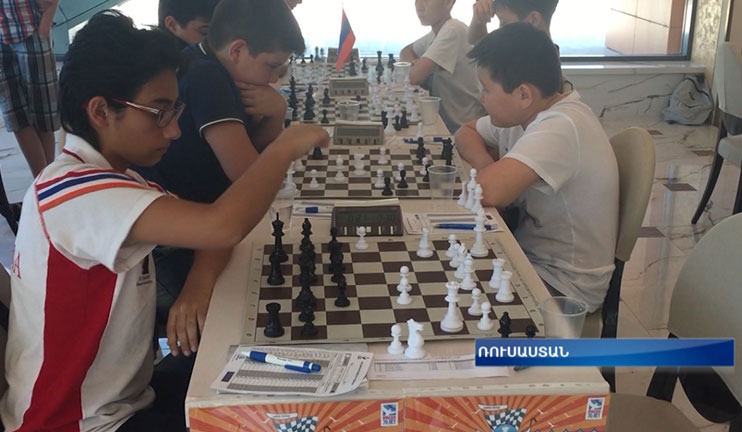 The victory of the young chess players at the prestigious tournament White Rook