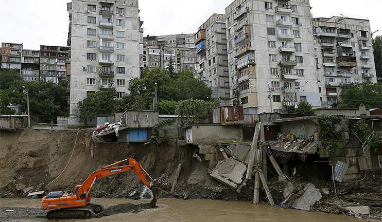 Թբիլիսիում շարունակվում են անհետ կորածների որոնողական աշխատանքները