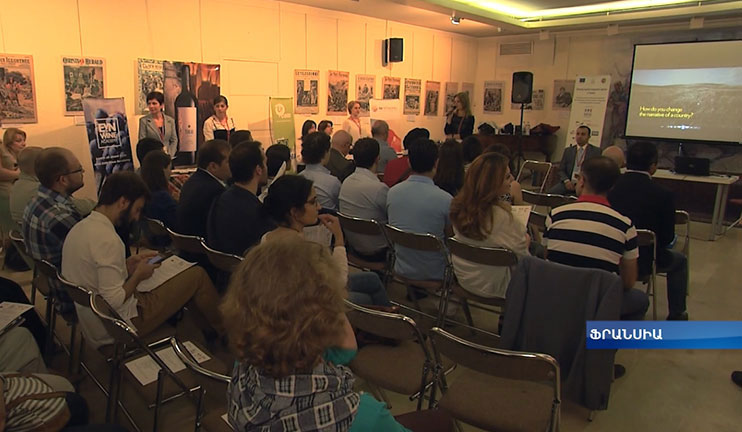 Possibilities to work in their homeland were presented to the Armenians living in France