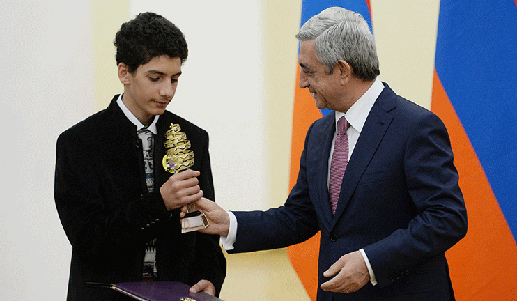 The President Awarded the Best Pupils and Students in IT Field