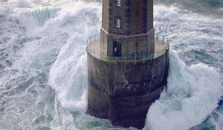 Մի ֆոտոյի պատմություն. կեղծ փրկարար