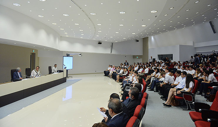 Serzh Sargsyan met the representatives of "Luys" foundation in Dilijan