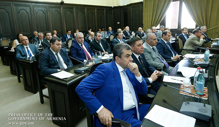 Կառավարության հուլիսյան վերջին նիստը հասցրեց փոփոխել աշնան օրացույցը