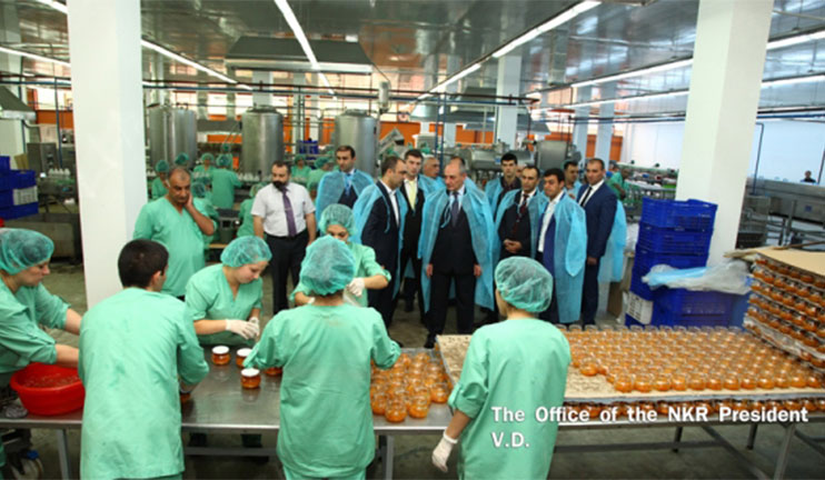 Bako Sahakyan examined the work of the newly opened cannery in Stepanakert