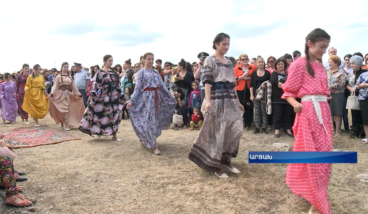 German Sterligov's wife organized a fashion show in Shushi