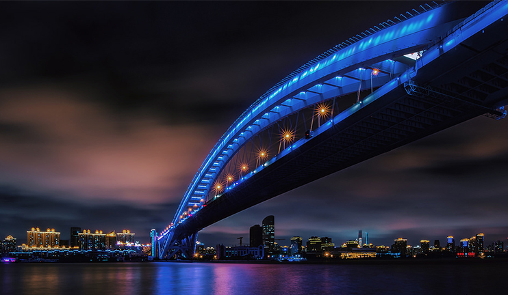 Խոսող կոթողներ. Լուպու կամուրջ