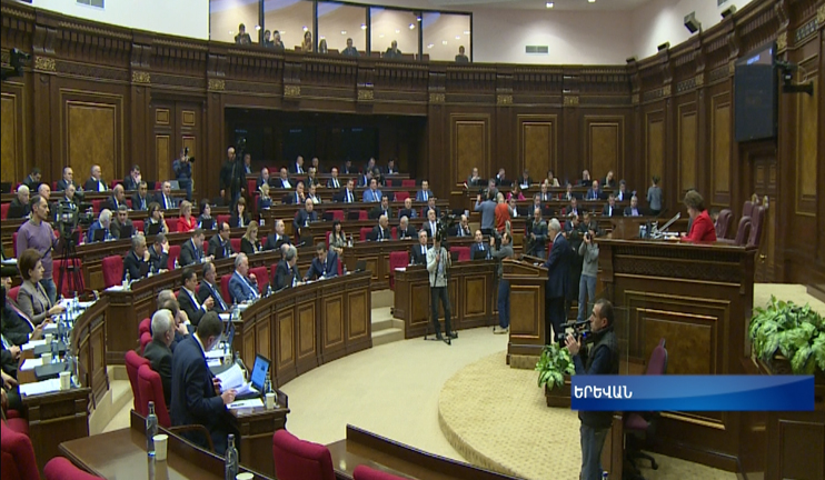 ԵԽԽՎ կրքերը շարունակում են բորբոքվել ԱԺ-ում