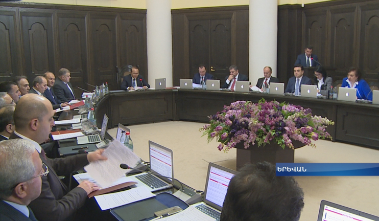 Բենզինի բիզնեսը Հայաստանում գերշահույթ չի ստանում. Արտակ Շաբոյան