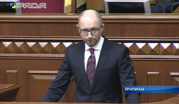 Յացենյուկից դժգոհ են, բայց չեն հեռացնի