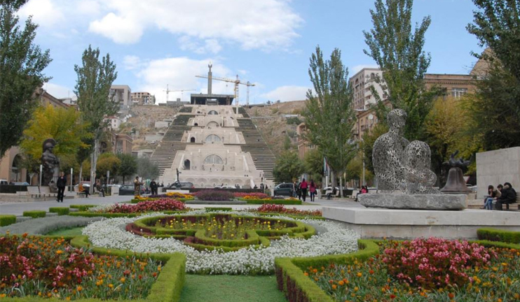 Խոսող կոթողներ. Կասկադ