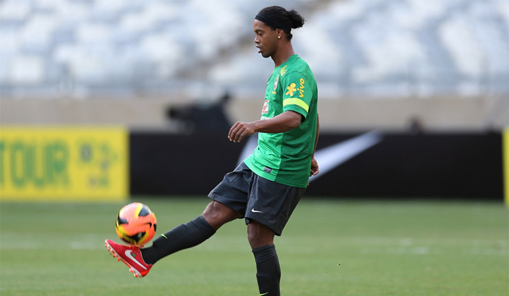 Legendary Ronaldinho may replenish Angolan club “Kabuscorp”