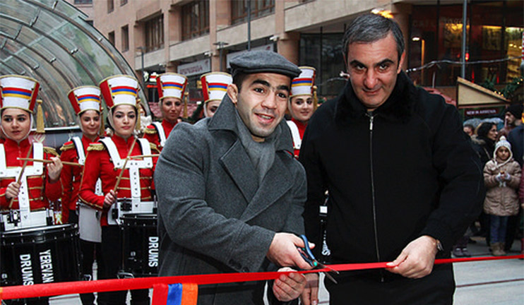 Հյուսիսային պողոտայում հանդիսավորությամբ բացվել է ամենամյա տոնավաճառը