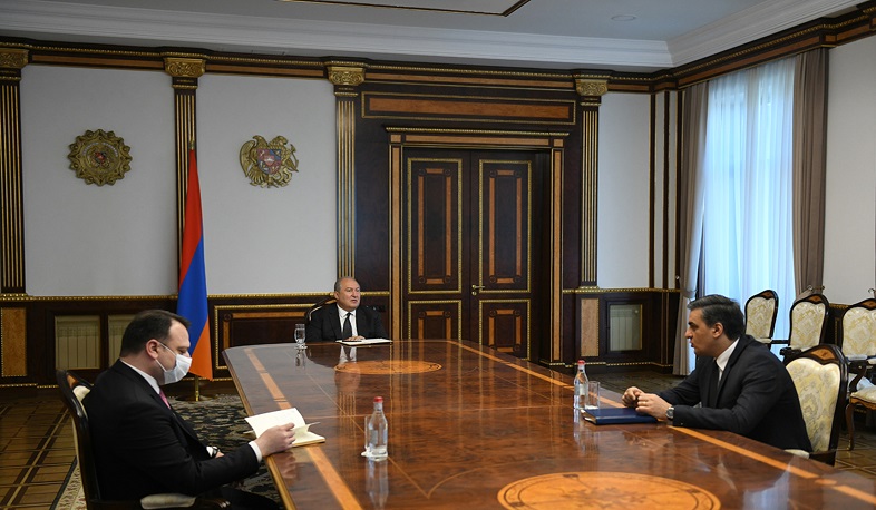 Արմեն Սարգսյանն ընդունել է Հայաստանի մարդու իրավունքների պաշտպանին