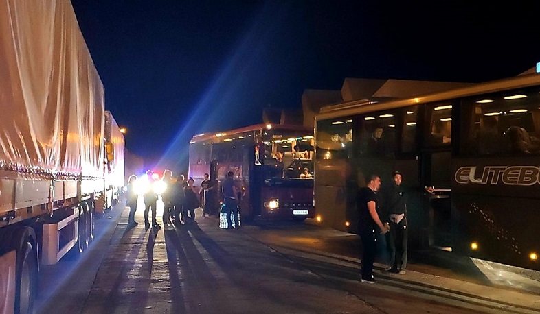 168 Armenian citizens transported to Armenia from Turkey