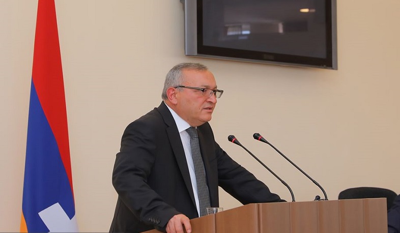 Արցախի ԱԺ նորընտիր նախագահը շնորհավորական ուղերձներ է ստանում