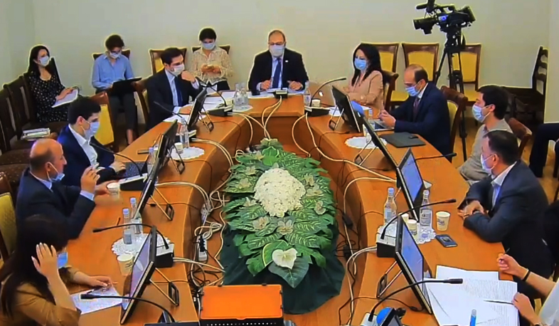 ԱԺ պետաիրավական հանձնաժողովը մերժեց խորհրդարանական լսումների ձևաչափը փոխելու ԼՀԿ-ի առաջարկը