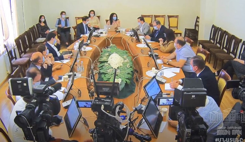 ԱԺ մշտական հանձնաժողովների հաշվետվողականությունը կբարձրանա. նախագիծը հավանության արժանացավ