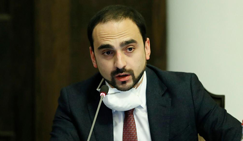 Պարտադիր է կանգառում դիմակ կրելը. փոփոխություններ՝ ՀՀ արտակարգ դրության պարետի որոշման մեջ