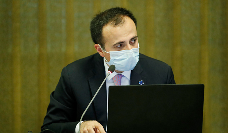 Ծայրահեղ ծանր վիճակում է գտնվում 48 պացիենտ. Թորոսյանը նոր տվյալներ է հրապարակել