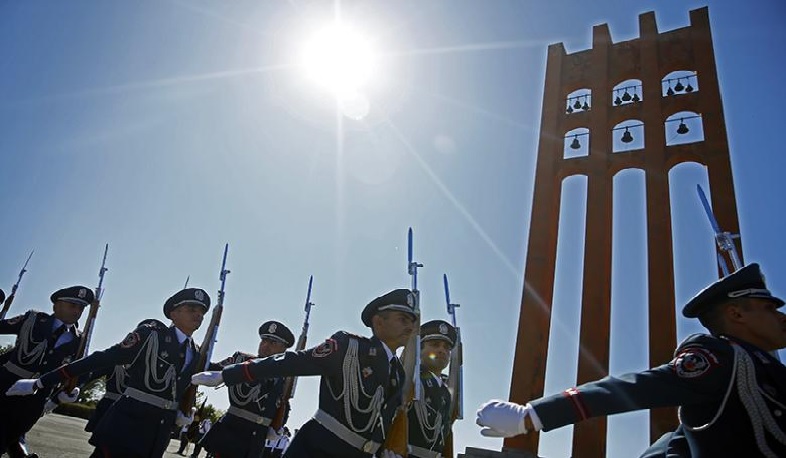 On May 28 the entrance to the Sardarapat Memorial will be blocked to prevent the possible spread of the infection. Police