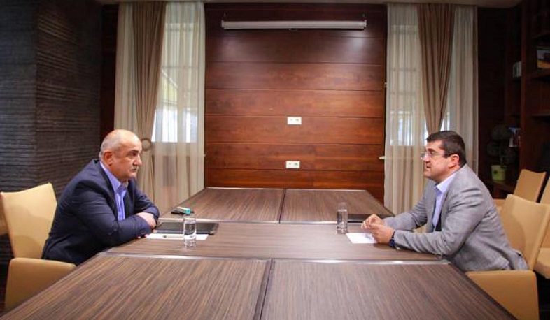 Արայիկ Հարությունյանն ու Սամվել Բաբայանը հանդիպել են