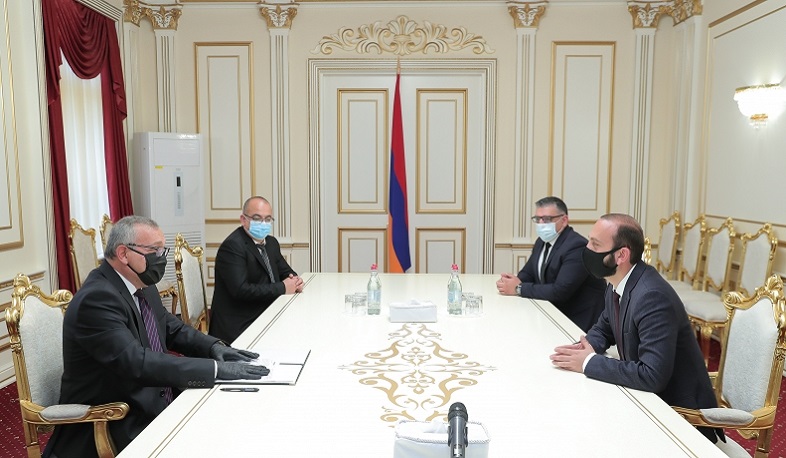 Ararat Mirzoyan received his Artsakh counterpart in Yerevan