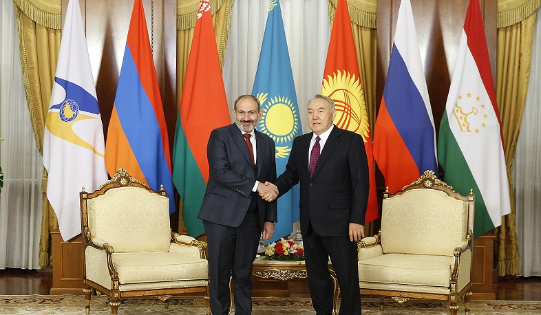 Nursultan Nazarbayev congratulated Nikol Pashinyan