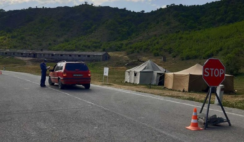 Արցախի ոստիկանները  շարունակում են վերահսկել հատուկ անցակետերը Շահումյանի շրջանում