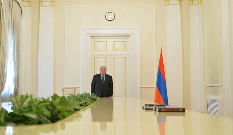 Նախագահը խրախուսել է ուսանողական աշխատանքների մրցույթի հաղթողներին