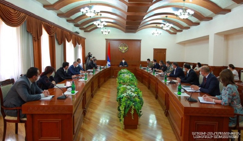 Արայիկ Հարությունյանը կորոնավիրուսի կանխարգելման միջոցառումներին նվիրված խորհրդակցություն է անցկացրել