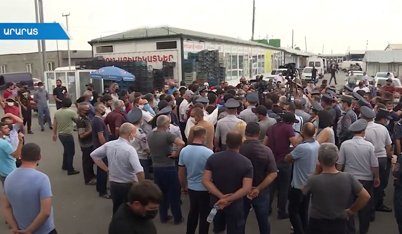 Խախտումներ՝ Մեյմանդարի շուկայում