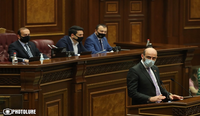 Առաջարկվեց հետաձգել մեկուսացման նպաստի վերաբերյալ նախագծի ընդունումը