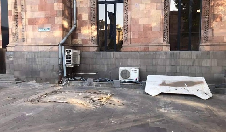 Հանրապետության հրապարակին կից տաղավարն ապամոնտաժվել է